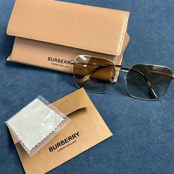 Burberry | Accessories | Burberry Sunglasses Like New | Poshmark display picture 2